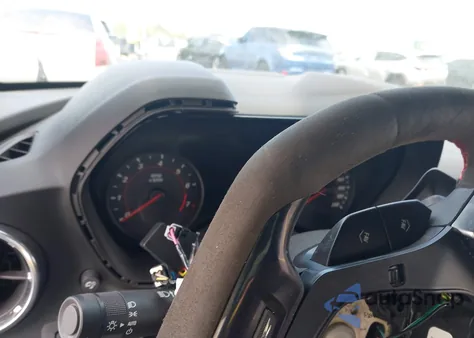 2018 Chevrolet Camaro Zl1 из США, поврежденный, VIN 1G1FK1R62J0161185